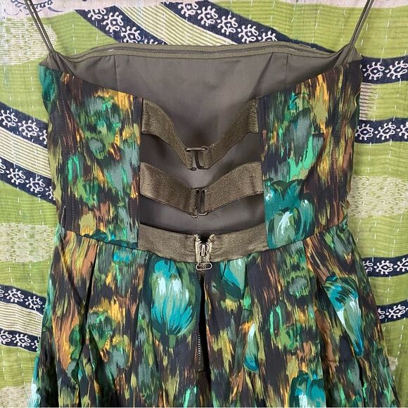 Alice + Olivia Green Watercolor Silk Strapless Mini Dress Size 4 - Picture 9 of 16